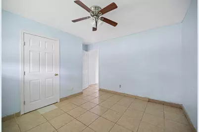 11707 N Nottingham Circle, Houston, TX 77071 - Photo 27