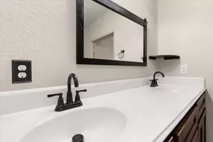 162 W Heritage Mill Cir, Tomball, TX 77375 - Photo 17