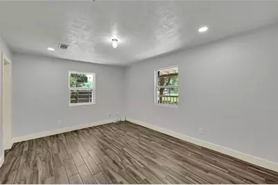 211 Walter Drive, Cleveland, TX 77328 - Photo 13