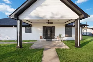 125 Broadmore Dr, Fresno, TX 77545 - Photo 5