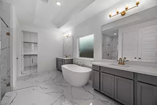 10715 Avanti Dr, Richmond, TX 77469 - Photo 11