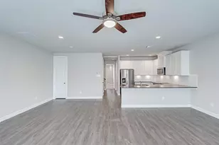11014 Cres Light Way, Houston, TX 77043 - Photo 3