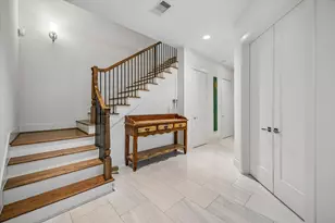 1526 Vermont St, Houston, TX 77006 - Photo 7