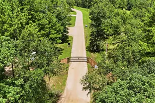 866 Big Buck Dr, Cleveland, TX 77328 - Photo 3