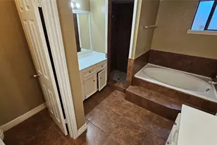 14734 Treborway Dr, Houston, TX 77014 - Photo 31