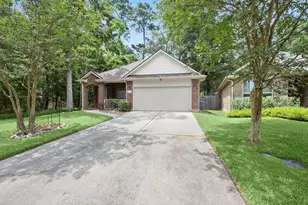 11318 Twain Dr, Montgomery, TX 77356 - Photo 1