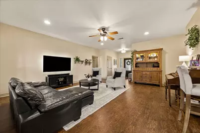 105 Blue Jay Drive, Richwood, TX 77566 - Photo 3