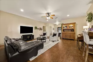 105 Blue Jay Dr, Richwood, TX 77566 - Photo 3