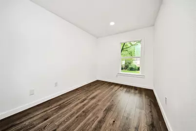 33 Kittiwake Court, The Woodlands, TX 77380 - Photo 13