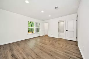 33 Kittiwake Ct, The Woodlands, TX 77380 - Photo 17