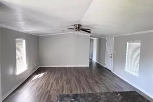409 Merritt St, Dayton, TX 77535 - Photo 7
