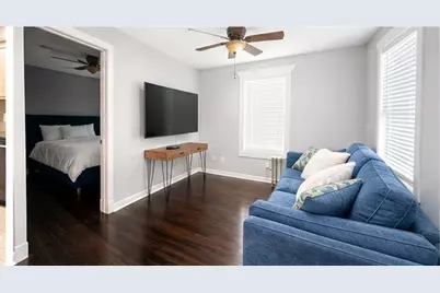 2027 Oxford Street #A, Houston, TX 77008 - Photo 3