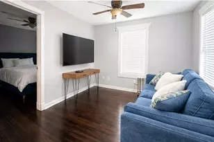 2027 Oxford St, Houston, TX 77008 - Photo 3