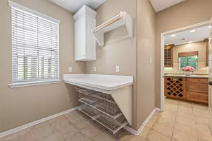 10 Mirror Ridge Dr, The Woodlands, TX 77382 - Photo 15