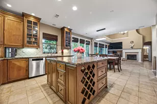 10 Mirror Ridge Dr, The Woodlands, TX 77382 - Photo 19