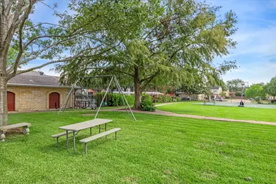 1617 W Sam Houston Pkwy S, Houston, TX 77042 - Photo 21