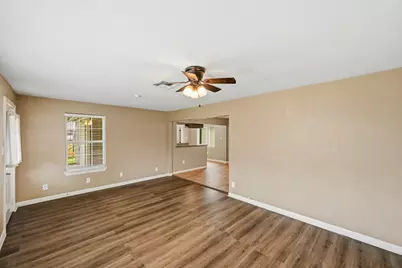 13509 Peoria Street, Houston, TX 77015 - Photo 9