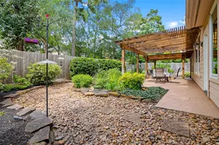 122 S Evangeline Oaks Cir, The Woodlands, TX 77384 - Photo 29