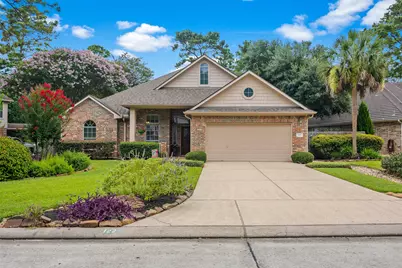 122 S Evangeline Oaks Circle, The Woodlands, TX 77384 - Photo 1