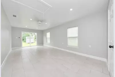 6735 Alpine Drive #B, Houston, TX 77061 - Photo 3