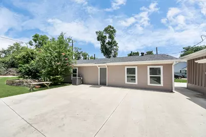 6735 Alpine Drive #B, Houston, TX 77061 - Photo 7