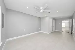 6735 Alpine Dr, Houston, TX 77061 - Photo 5