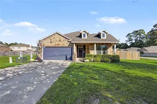 1635 Waukegan Rd, Conroe, TX 77306 - Photo 1