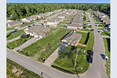 1635 Waukegan Road, Conroe, TX 77306 - Photo 3