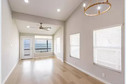 2830 Bay Oaks Harbor Drive, Baytown, TX 77523 - Photo 3