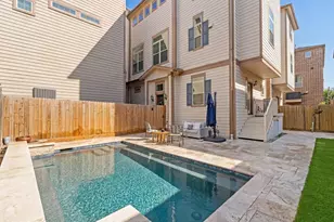 1621 W 23rd St, Houston, TX 77008 - Photo 1