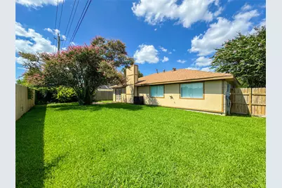 39 Oak Harbor Drive, Houston, TX 77062 - Photo 31