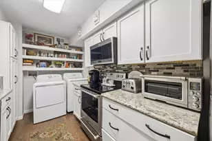 444 N Post Oak Ln, Houston, TX 77024 - Photo 13