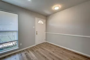 5451 Loch Lomond Dr, Houston, TX 77096 - Photo 7