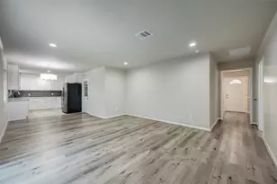 5451 Loch Lomond Dr, Houston, TX 77096 - Photo 13