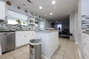 6246 Billinsgate Dr, Katy, TX 77449 - Photo 15