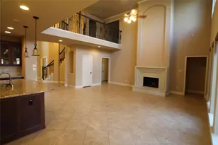 1995 Biscayne Lake Dr, Pearland, TX 77584 - Photo 9