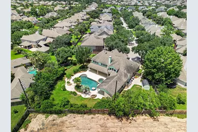 17303 Village Breeze Drive, Tomball, TX 77377 - Photo 45