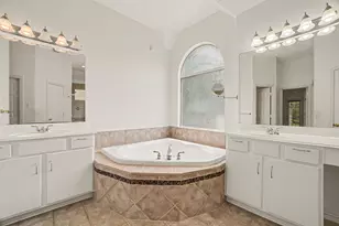 17303 Village Breeze Dr, Tomball, TX 77377 - Photo 13