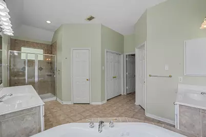 17303 Village Breeze Drive, Tomball, TX 77377 - Photo 19