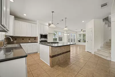 17303 Village Breeze Drive, Tomball, TX 77377 - Photo 7