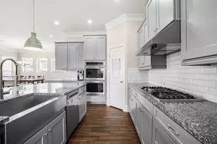 31201 Redwood Manor Ct, Spring, TX 77386 - Photo 9