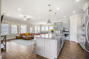 31201 Redwood Manor Ct, Spring, TX 77386 - Photo 5