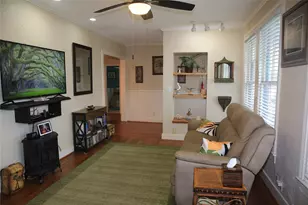 1020 Broadway St, Galveston, TX 77550 - Photo 5