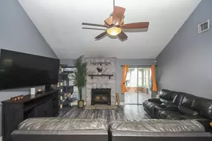14110 Royal Hill Dr, Houston, TX 77083 - Photo 5