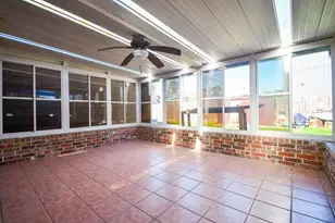 14110 Royal Hill Dr, Houston, TX 77083 - Photo 29