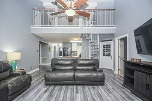 14110 Royal Hill Dr, Houston, TX 77083 - Photo 7