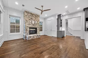 428 Marshall St, Houston, TX 77006 - Photo 7