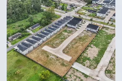 1021 Upside Wheatley Lane, Houston, TX 77091 - Photo 31