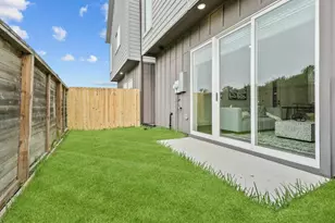 1021 Upside Wheatley Ln, Houston, TX 77091 - Photo 27