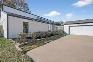 6207 Rollingbrook Dr, Houston, TX 77096 - Photo 43